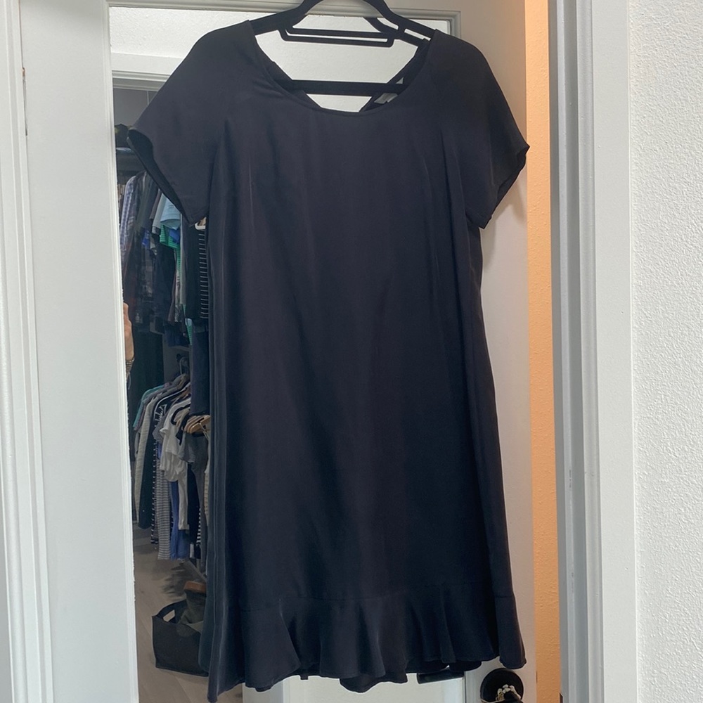 Garnet Hill 💯 silk midi dress